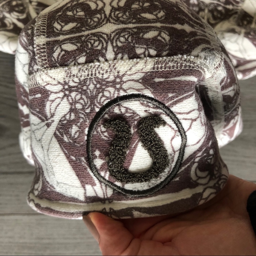 Rare Lululemon Scuba Yoga Hoodie - Picture 8 of 8